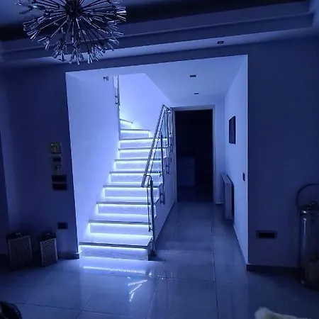 Prázdninový dům Dalousa Riviera - In *